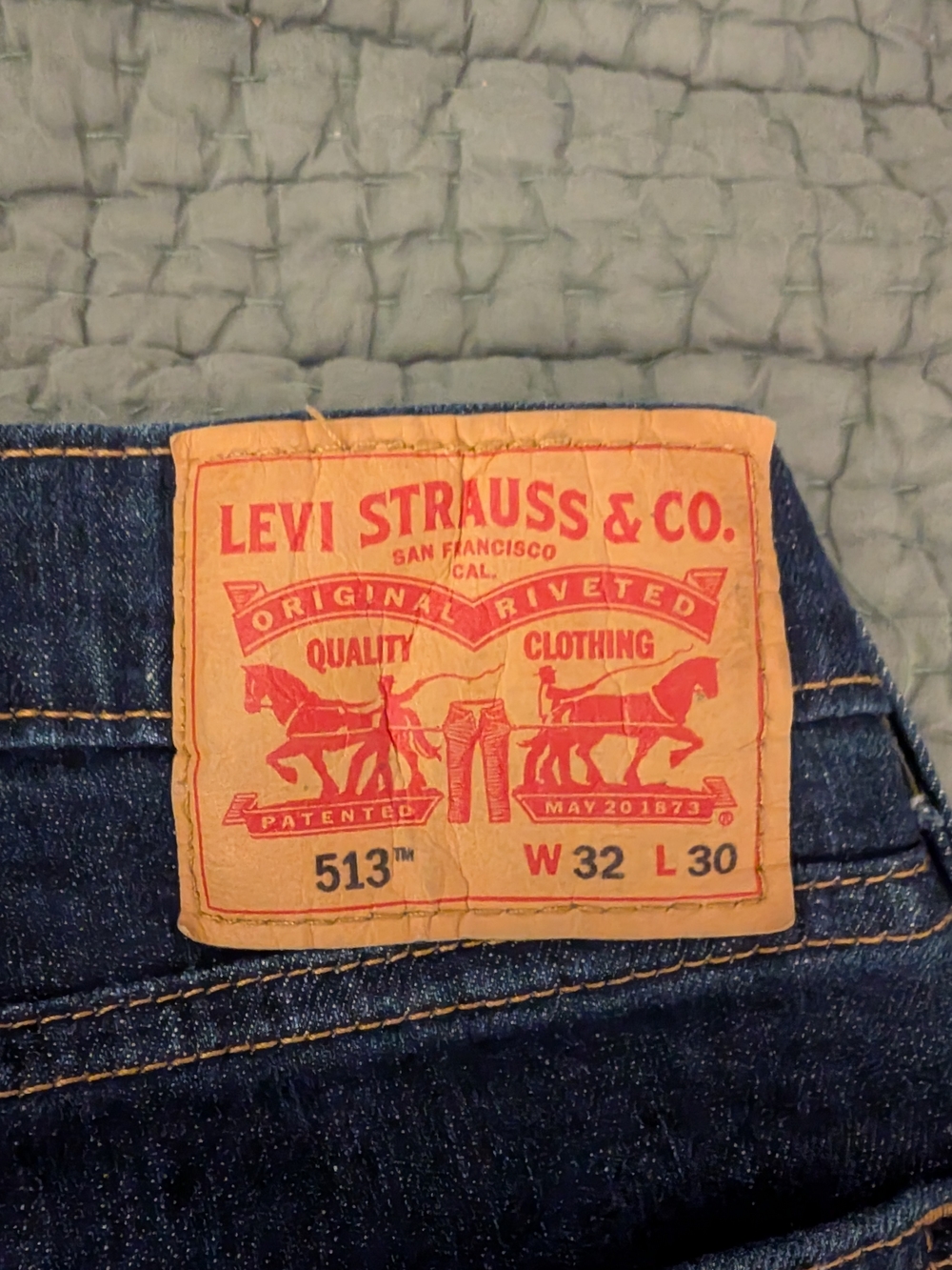 Levi's Men’s Slim Straight Jeans in Dark Blue 513 32W 30L
